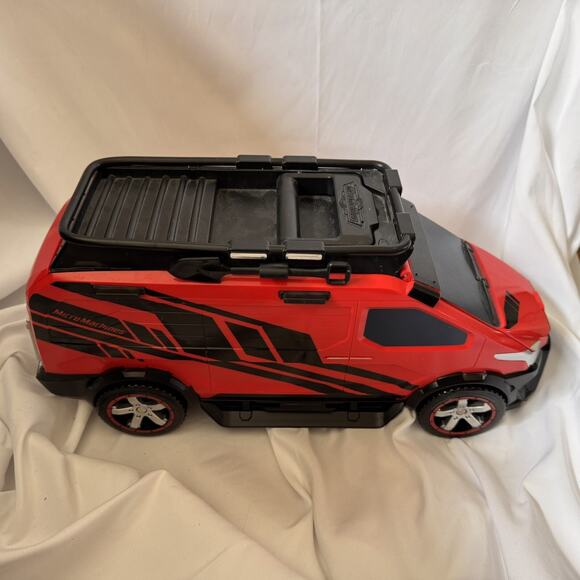 Micro Machines SVC Red Super Van City Transforming Playset Hasbro 2020 - Picture 1 of 10